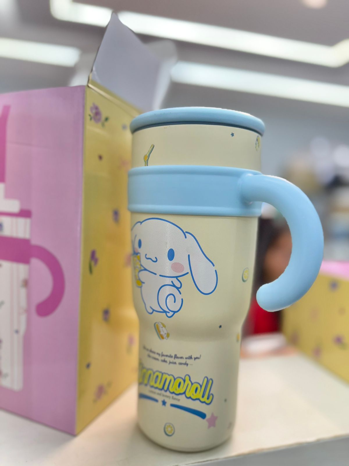 Termo Tipo Stanley con Personajes – Estilo, Resistencia y Diversión🥤